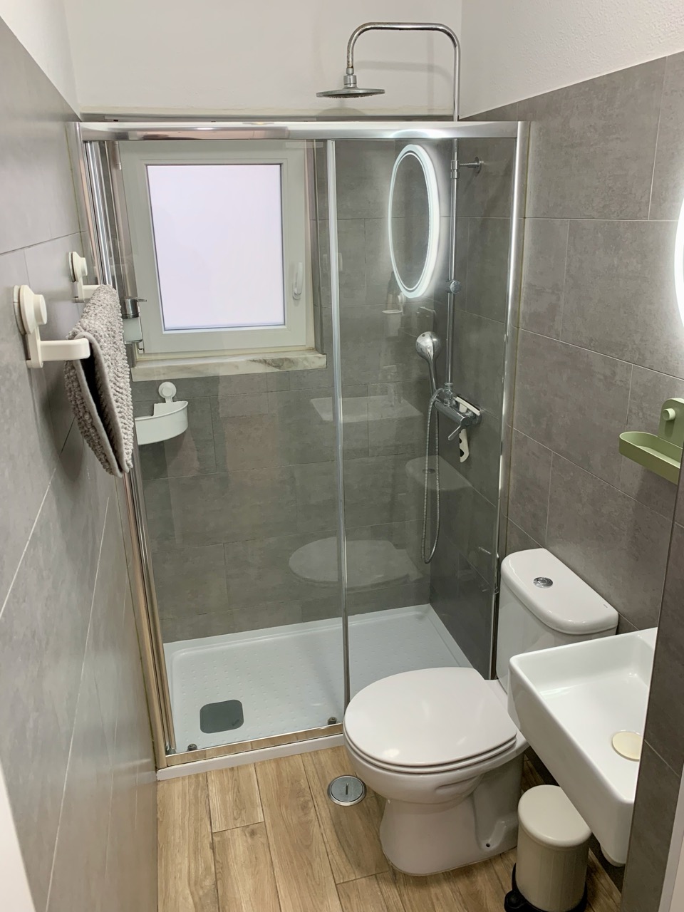 MIRazul — WC e cabine de duche